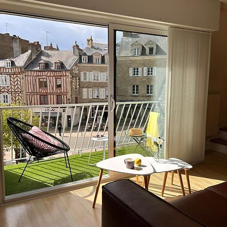 Laroche Grand Duplex Dans Le Centre Historique Avec Garage Apartment Vannes Exterior foto
